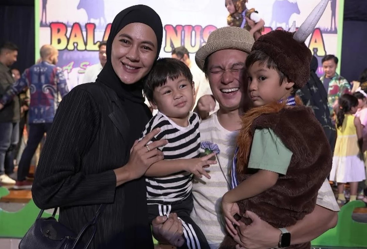 Baim Wong dan Paula Verhoeven kini tetap berkomunikasi soal anak meski sudah resmi bercerai.