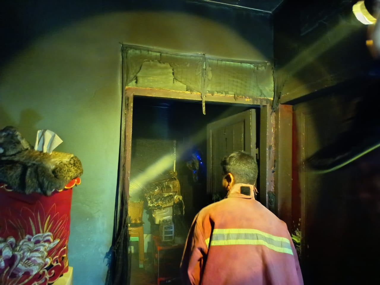 Satu unit rumah dinas milik Lapas) Kelas IIB Tanjungbalai di Kelurahan Pulau Simardan terbakar.