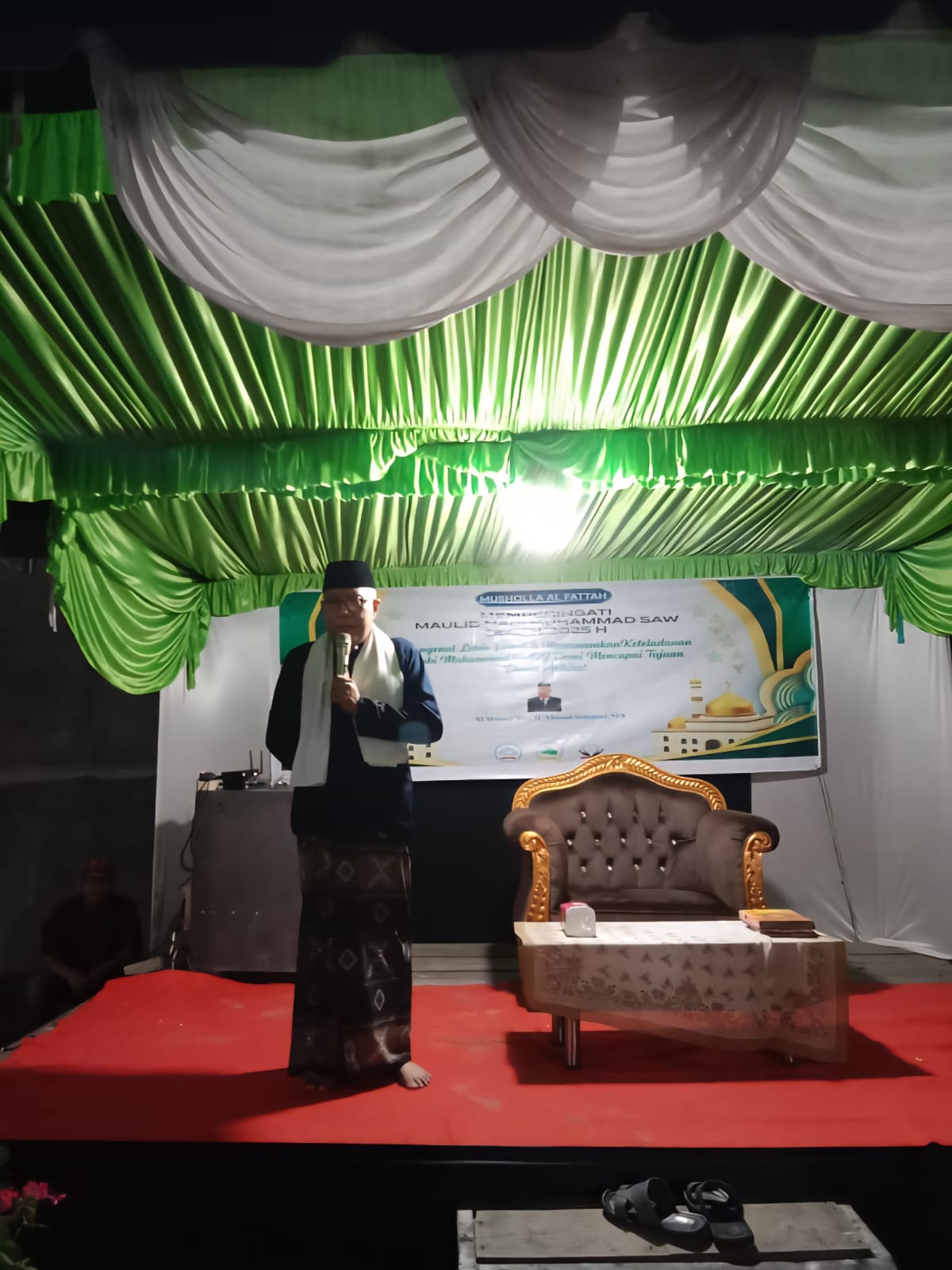 Al Ustad Drs H Ahmad Suhaimi.