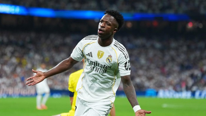 Vinicius Junior merayakan gol keduanya ke gawang Villarreal dalam kemenangan 3-1 Real Madrid di Santiago Bernabeu, Minggu (5/10/2025).