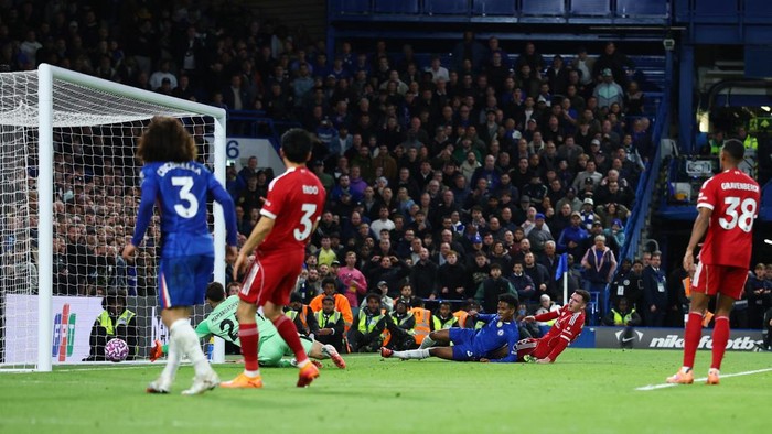 Winger muda Chelsea, Estevao, cetak gol kemenangan ke gawang Liverpool di Stamford Bridge, Sabtu (4/10/2025).