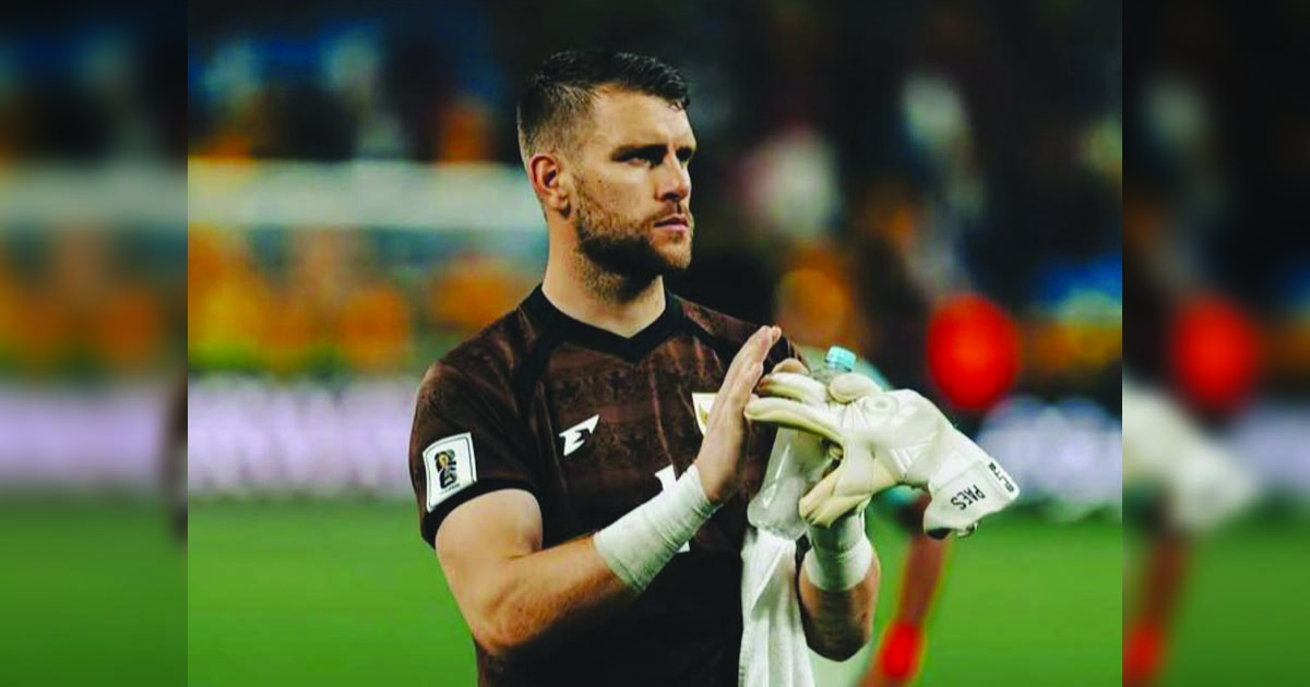 Maarten Paes meminta rekan setimnya di Timnas Indonesia bermain tanpa tekanan jelang laga krusial kontra Arab Saudi dan Irak di Kualifikasi Piala Dunia 2026.