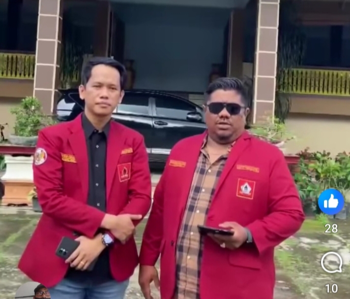 Dian G Purba Tambak dan Jheni Yusuf Saragih.