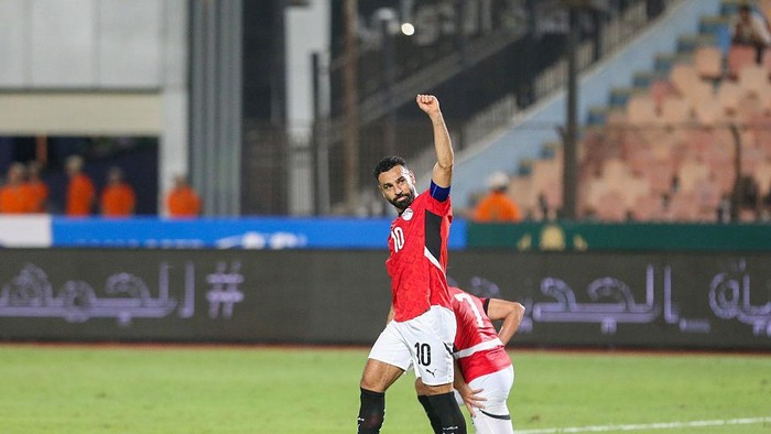 Bintang Mesir Mohamed Salah merayakan gol ke gawang Djibouti dalam laga kualifikasi Piala Dunia 2026 di Casablanca. Salah mencetak dua gol dan bawa Mesir ke Piala Dunia.