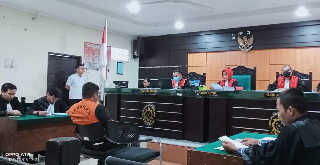 Majelis Hakim PN Kisaran menolak eksepsi oknum polisi terdakwa perdagangan ilegal sisik trenggiling, Kamis (9/10/2025).