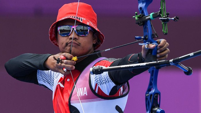 Atlet panahan asal Riau, Ega Agata Salsabila, masih jadi andalan Indonesia di SEA Games Thailand 2025. Ia menargetkan medali emas di nomor recurve individu dan beregu.
