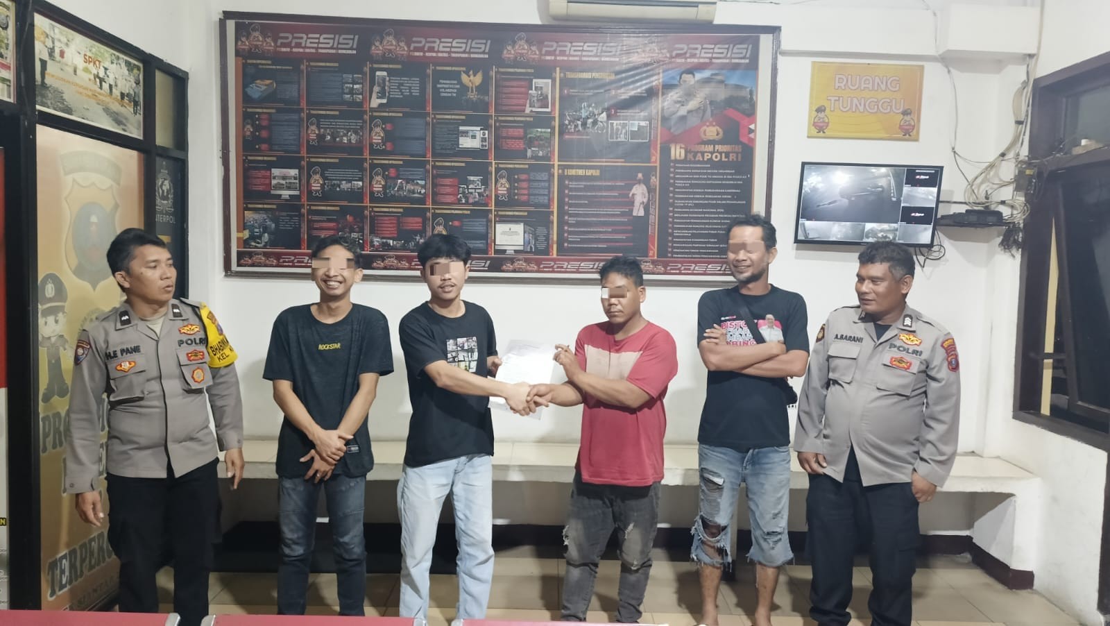 Perkelahian dua warga Kabupaten Simalungun di Kota Siantar diselesaikan dengan problem solving di Mapolsek Siantar Utara.