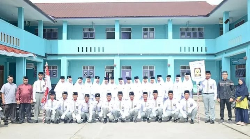Dua alumni SMA IT Darul Hasan Padangsidimpuan lolos Fakultas Kedokteran, 1 orang melalui Jalur Beasiswa Tahfidz Al-Quran tahun akademik 2025/2026.