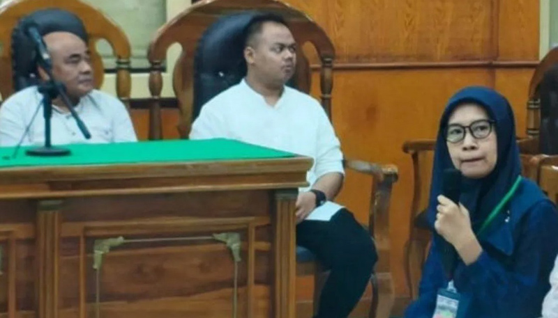 Mariam saat menyampaikan keterangan di persidangan.