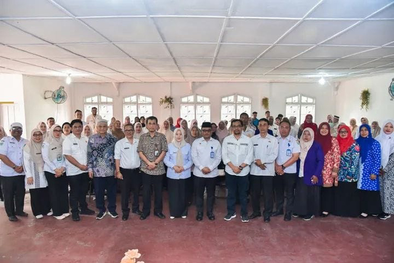 Letnan Dalimunthe bersama Forum Komunikasi Pelayanan Publik Tahun 2025 di Aula KPN Budi Luhur, Rabu (15/10/2025).