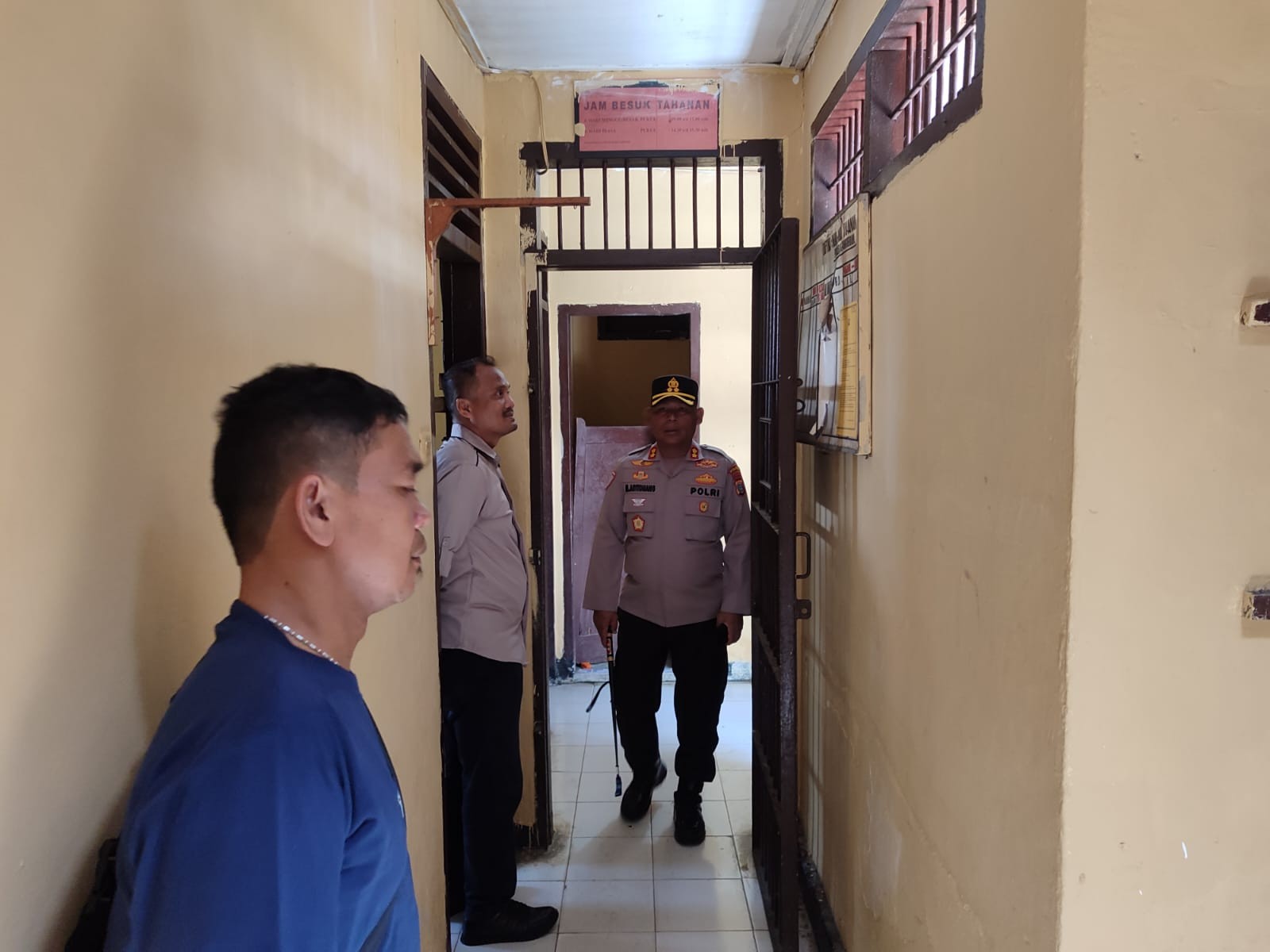 Kapolres Simalungun AKBP Marganda Aritonang sidak ke SPKT Polsek Balata.