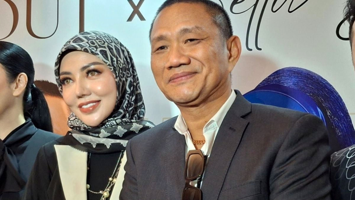 Bella Shofie bersama suaminya, Daniel Rigan, saat memperkenalkan bisnis celana dalam Tulandut di Jakarta.