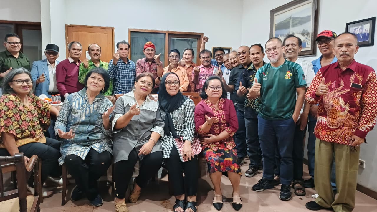 Keluarga Siregar dalam pertemuan antar generasi, Minggu (19/10/2025) di Jakarta. (Ist)