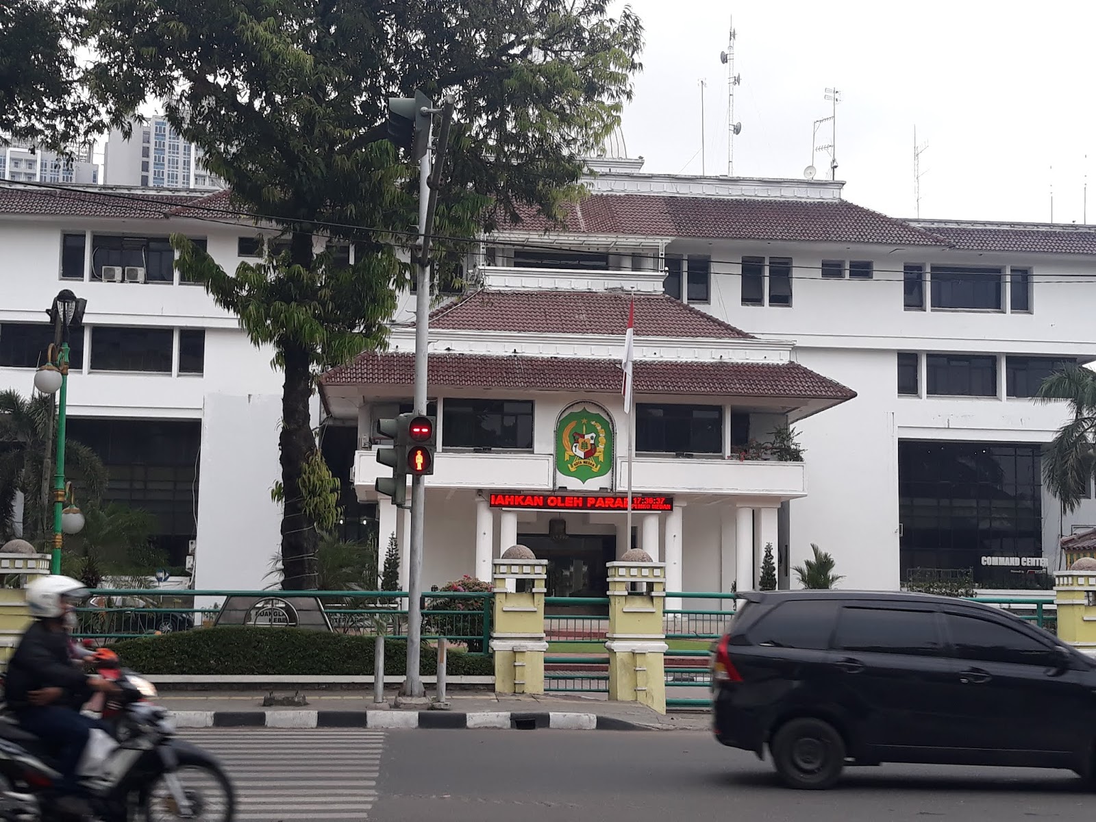 Kantor Wali Kota Medan di Jalan Kapten Maulana Lubis Nomor 2, Medan.