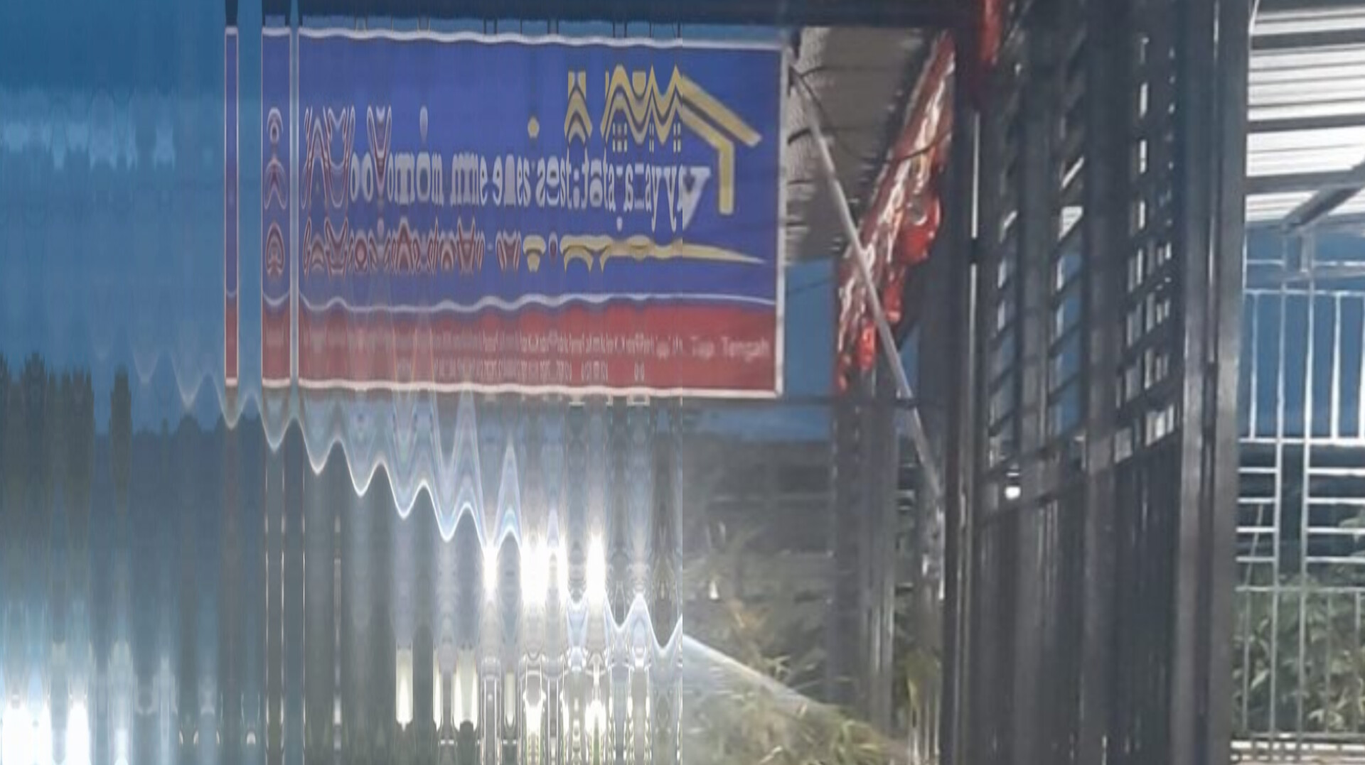Warga Pandan meminta Pemkab Tapanuli Tengah meninjau izin operasional homestay yang diduga melanggar aturan.