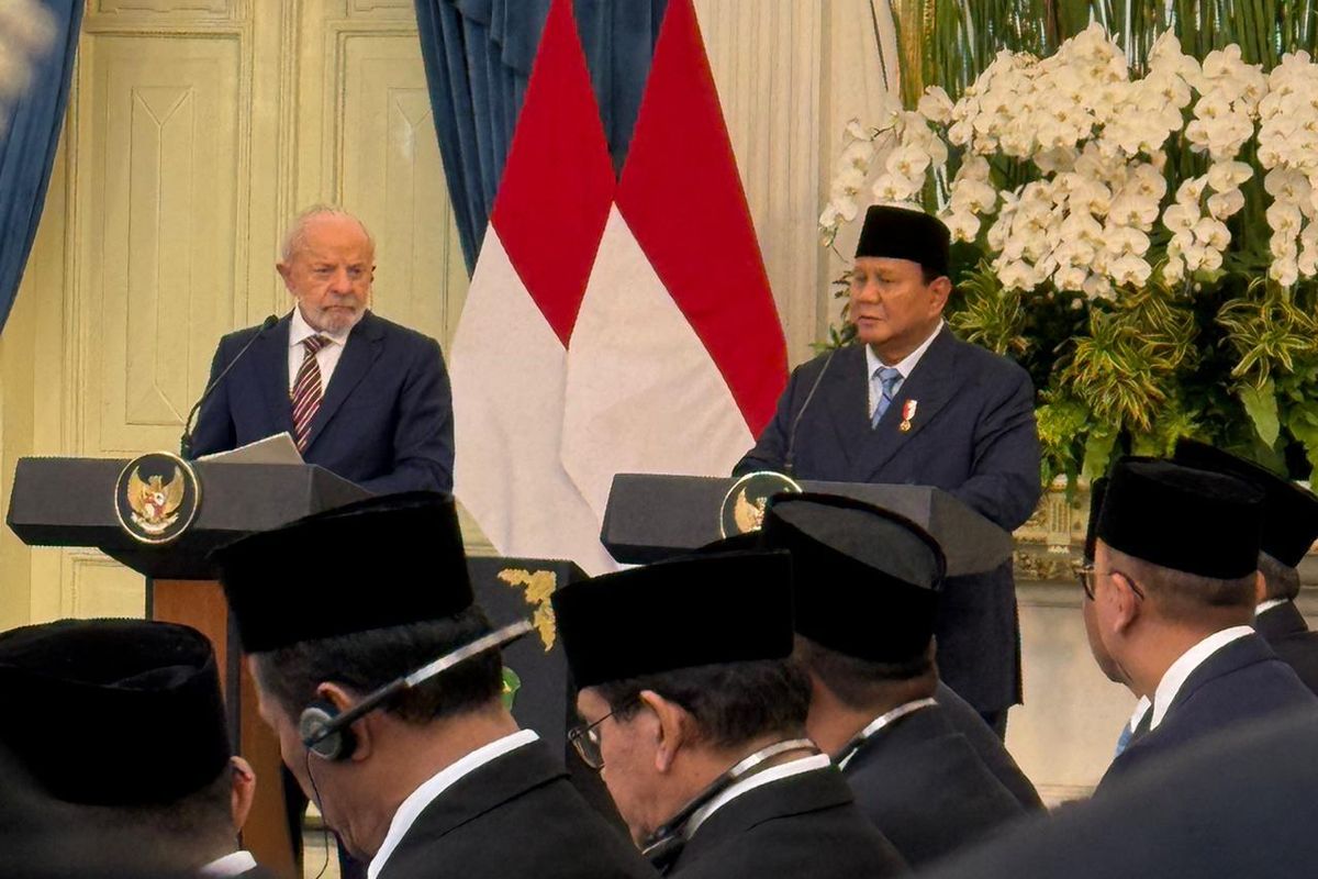 Presiden Prabowo Subianto bertemu Presiden Brasil Luiz Inacio Lula da Silva di Istana, Jakarta.