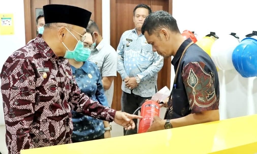 Bupati Simalungun Anton Achmad Saragih meninjau langsung pelayanan di RSUD Tuan Rondahaim.