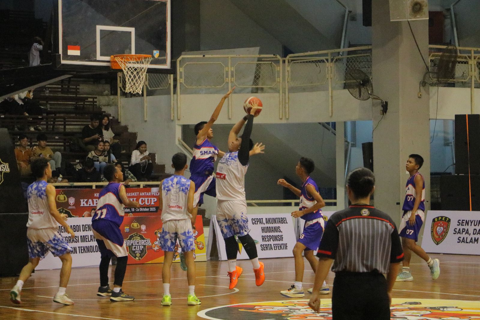 Turnamen Kapolda Sumut Cup 2025 di Lapangan Polda Sumut, diikuti sekolah menengah ke atas dari Medan dengan performa luar biasa SMAN 1 Medan.