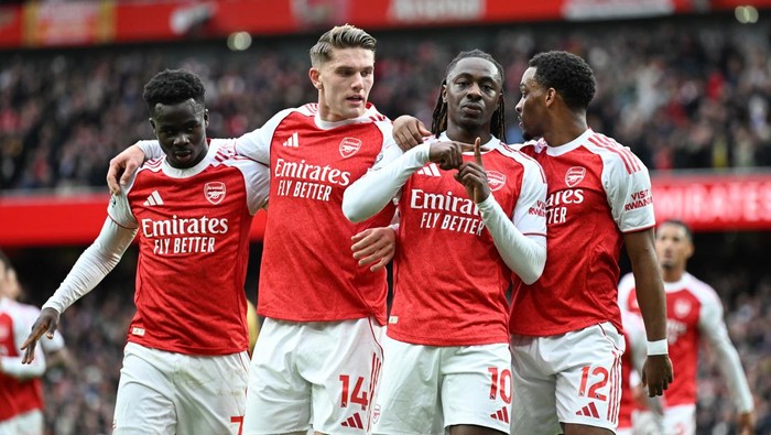 Eberechi Eze rayakan gol tunggal Arsenal ke gawang Crystal Palace di Emirates Stadium.