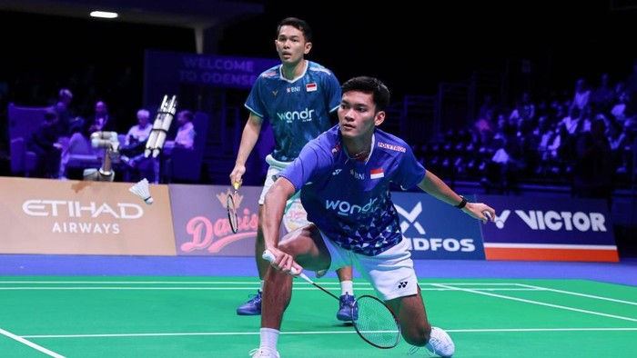 Fajar Alfian/Muhammad Shohibul Fikri tampil solid di gim pertama final French Open 2025, namun kalah dari Kim Won Ho/Seo Seung Jae dan gagal membawa pulang gelar juara.