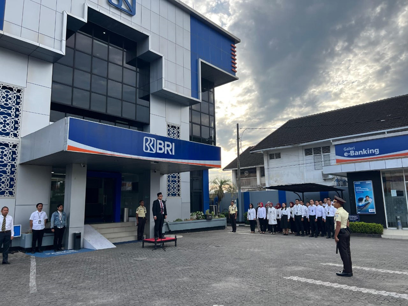 Pimca BRI Cabang Padangsidimpuan,Teuku Zulham jadi Irup di upacara Hari Sumpah Pemuda.