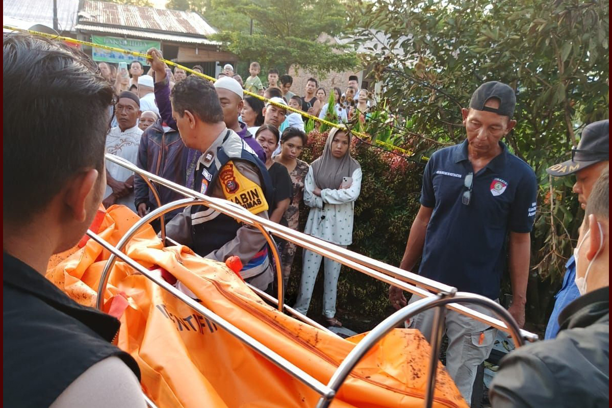 Mahasiswi kedokteran Tantri Aulia Safitri Lubis (25) tewas terjebak di kamar tidurnya saat kebakaran melanda rumah orangtuanya.