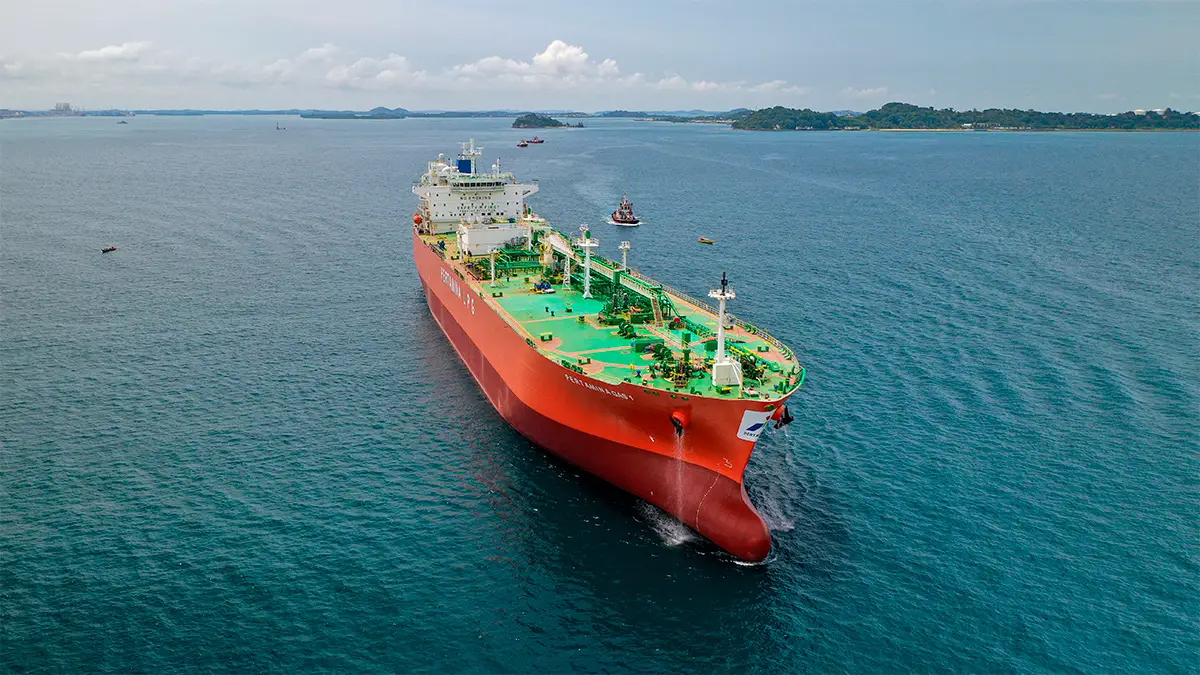 Kapal Pertamina Gas 1: Kapal Pertamina Gas 1 (PG 1) milik Pertamina International Shipping (PIS) melaju menuju pelabuhan.