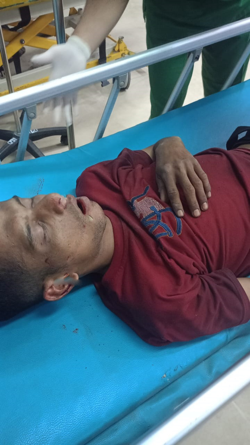 Korban saat dilarikan ke Rumah Sakit.
