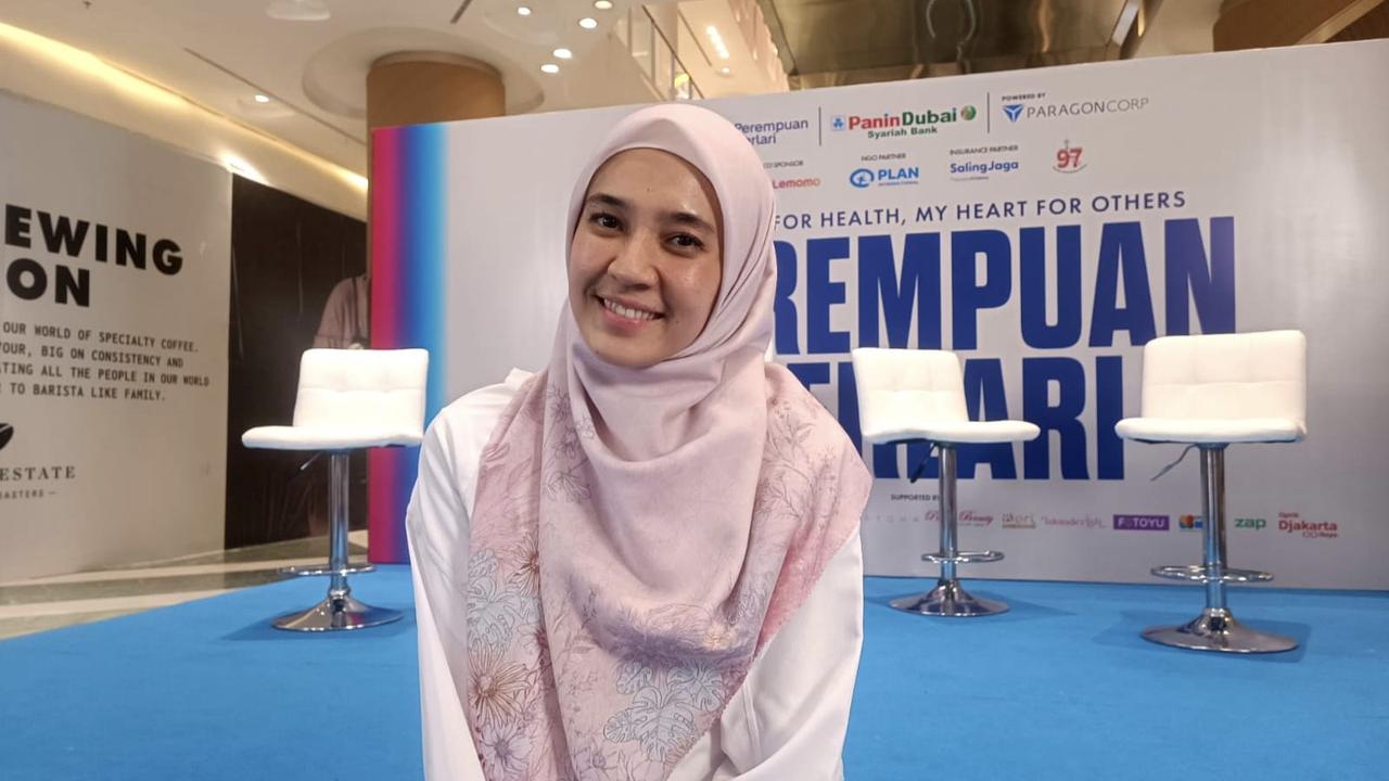Dhini Aminarti