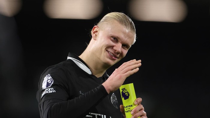 Erling Haaland cetak gol ke-100 Premier League saat Manchester City menang 5-4 atas Fulham di Craven Cottage, Rabu (3/12/2025).