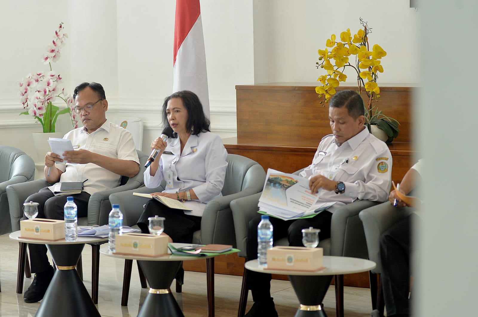 Kepala Biro Perekonomian Setdaprovsu, Poppy Marulita Hutagalung, menyampaikan strategi pengendalian inflasi Sumut 2025&ndash;2027 di Medan.