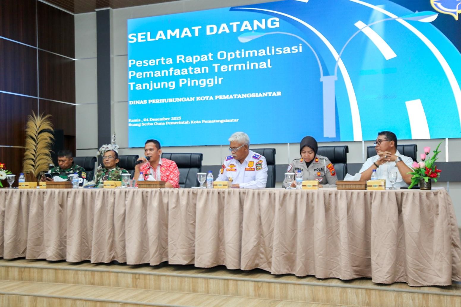Rapat Optimalisasi Pemanfaatan Terminal Tipe A Tanjung Pinggir bersama Pemko dan para pemangku kepentingan.