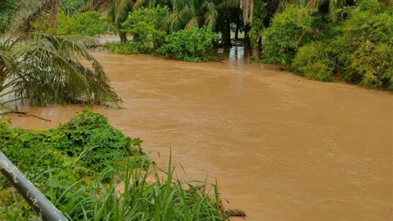 Debit Sungai Marbau meningkat dan berstatus waspada, warga di bantaran sungai diminta tetap waspada.
