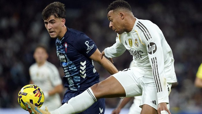 Kylian Mbappe gagal mencetak gol saat Real Madrid dikalahkan Celta Vigo, membuat Ferran Torres kini semakin mendekat di daftar top skor LaLiga.