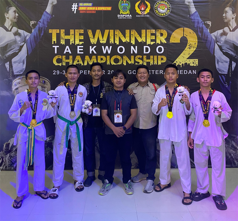Atlet Team Andika Taekwondo Academy yang meraih 3 medali emas dan 1 perak.