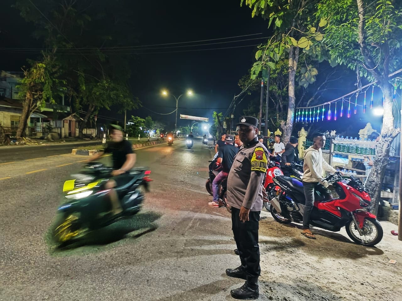 Personil Polsek Datuk Bandar melakukan patroli malam di sejumlah titik rawan Tanjungbalai untuk mencegah 3C dan aksi balap liar.