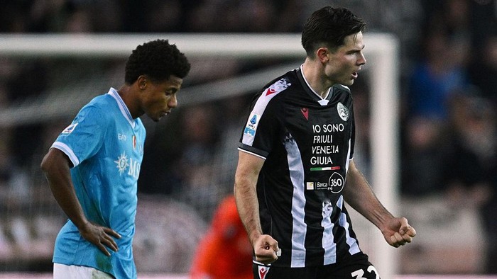 Jurgen Ekkelenkamp menjadi pahlawan Udinese dengan gol tunggalnya, membawa timnya menaklukkan Napoli 1-0 di Serie A pekan ke-15.