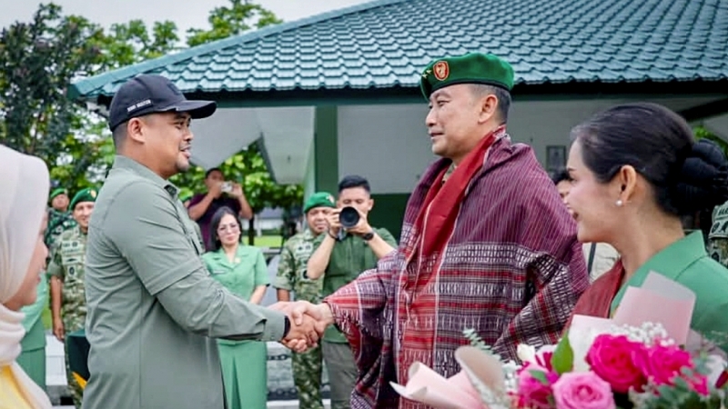 Mayjen TNI Hendy Antariksa resmi menjabat sebagai Pangdam I/Bukit Barisan dalam acara lepas sambut di Balai Prajurit Kodam I/BB, Medan.