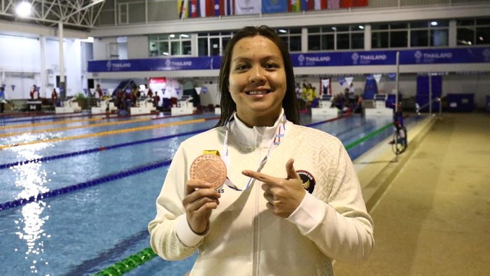 Perenang Indonesia, Adellia, meraih medali perunggu nomor 200m gaya dada putri SEA Games 2025 di Bangkok, Minggu (14/12/2025).