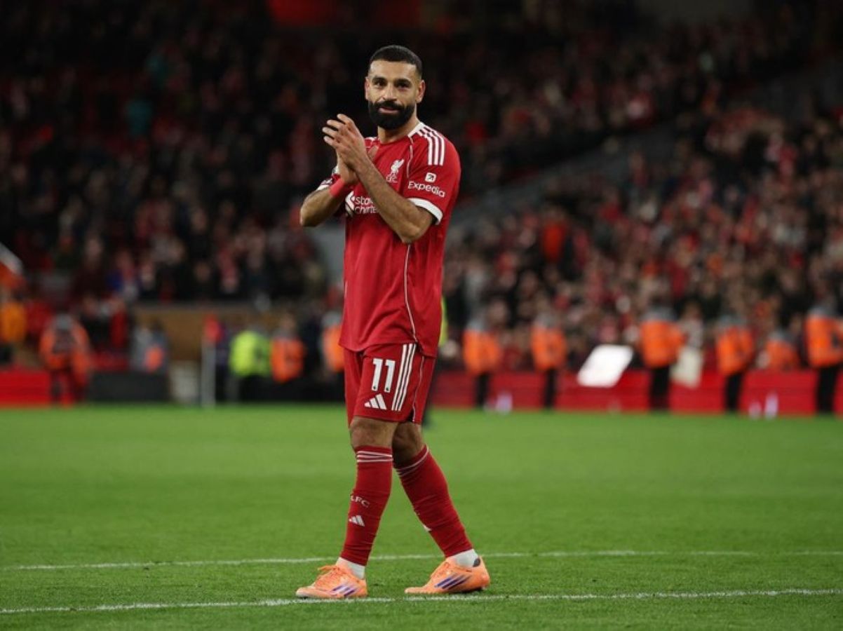 Mohamed Salah dikabarkan tetap dipertahankan Liverpool meski hubungannya dengan pelatih Arne Slot tengah memanas.