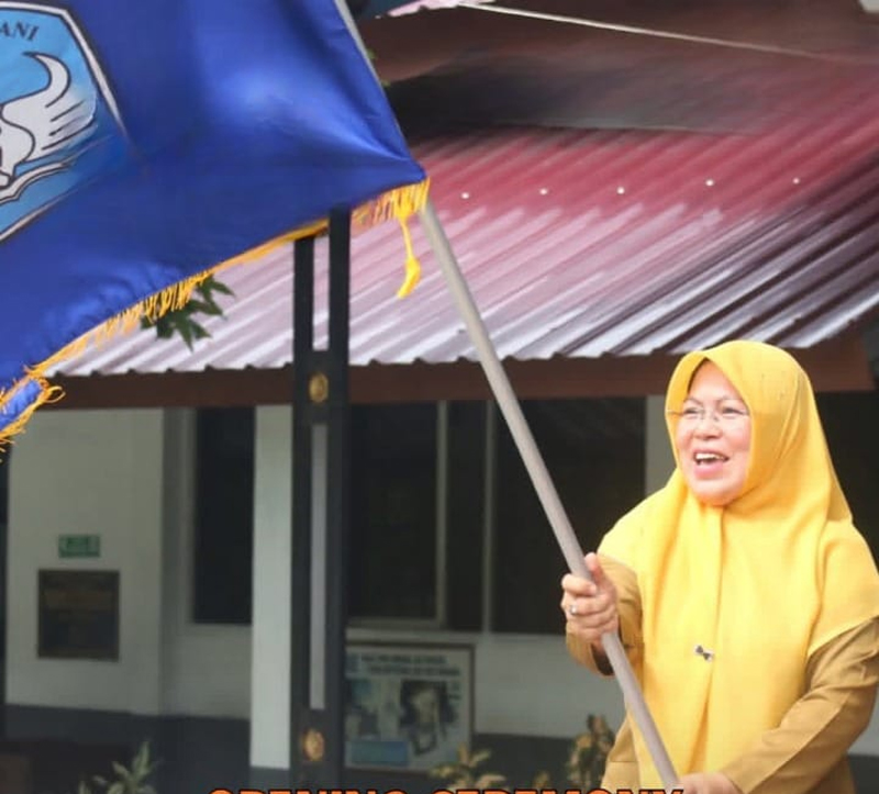 Kepala SMA Negeri 1 Kualuh Selatan Siti Rahmah.