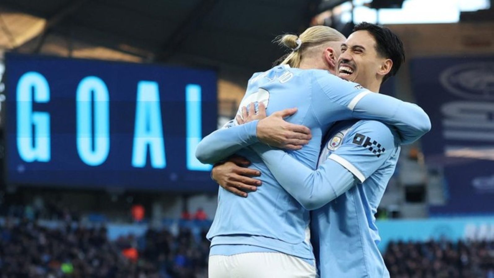 Erling Haaland merayakan golnya saat Manchester City menundukkan West Ham United 3-0 di Stadion Etihad.