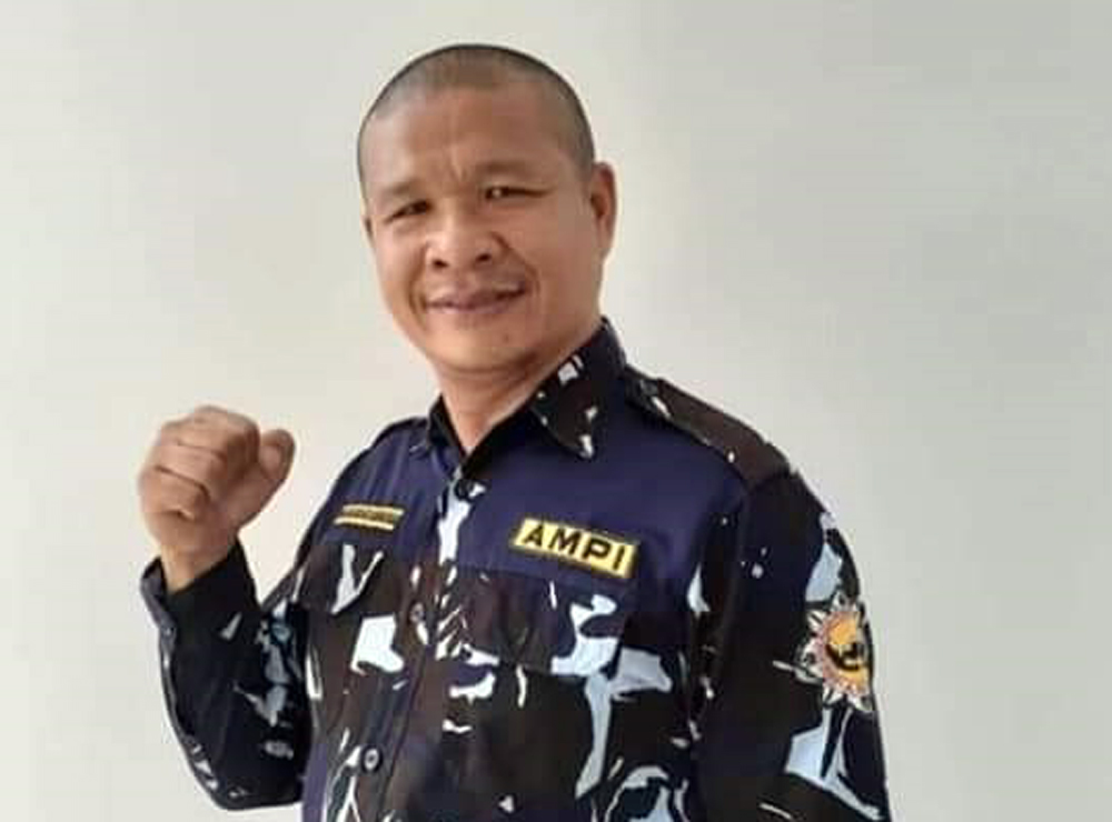 Ketua DPD AMPI Kota Pematangsiantar Pardamean Sihombing saat memberikan keterangan terkait dinamika internal Partai Golkar Sumut.