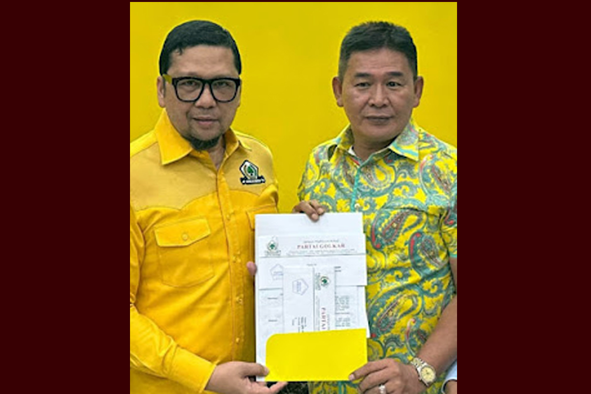 Ketua DPD II Golkar Pematangsiantar Mangatas Marulitua Silalahi (kanan) bersama Ahmad Doli Kurnia Tanjung pada Pilkada 2024 lalu.