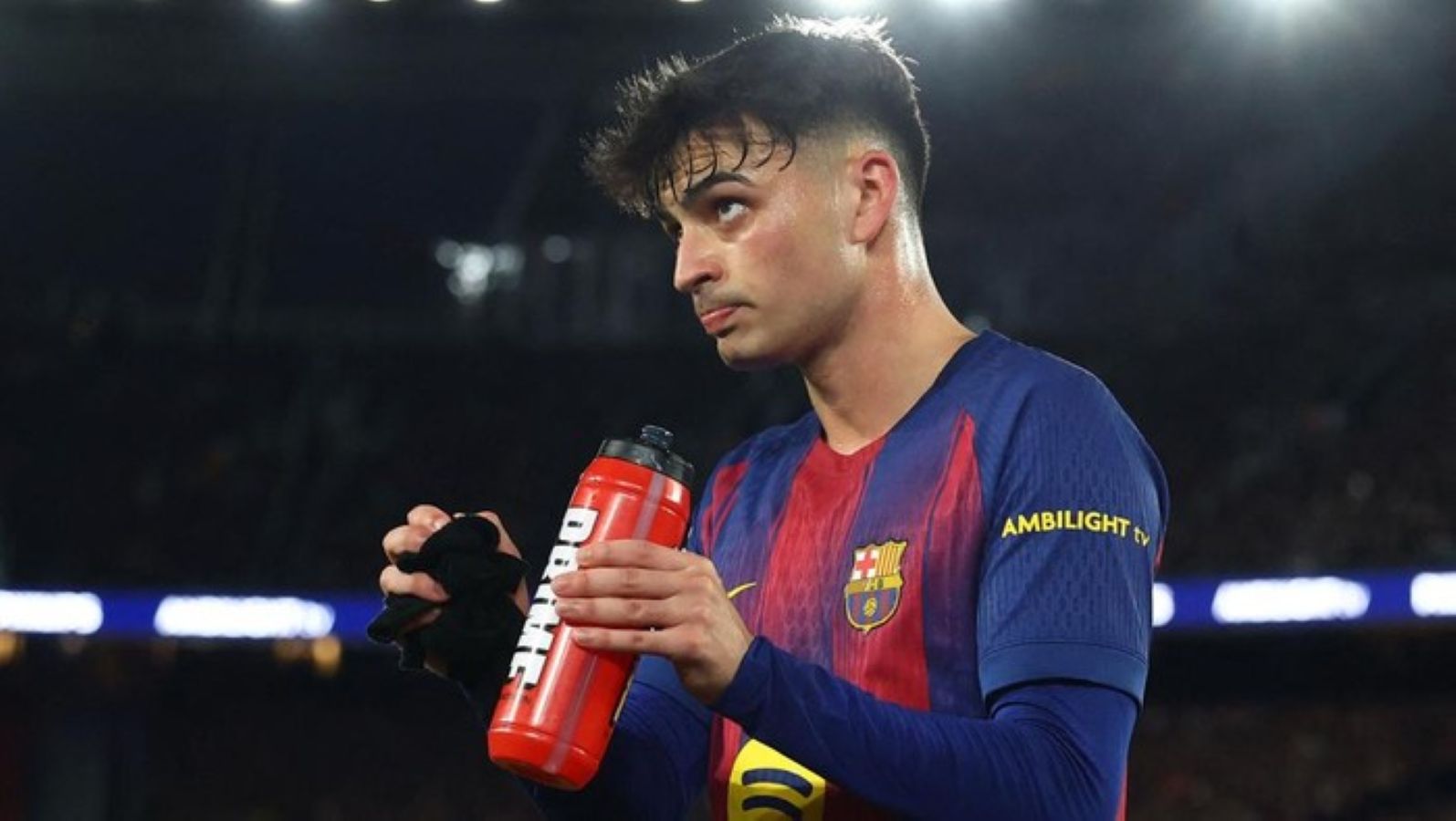 Pedri absen membela Barcelona saat melawan Villarreal usai mengalami cedera hamstring. Hansi Flick memilih menyimpannya demi laga-laga awal tahun depan.