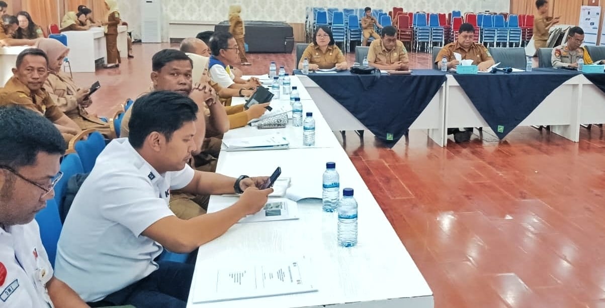 Rapat koordinasi penanganan banjir Serbelawan yang digelar Pemkab Simalungun bersama tim konsultan Universitas Sumatera Utara di Kantor Bupati Simalungun.