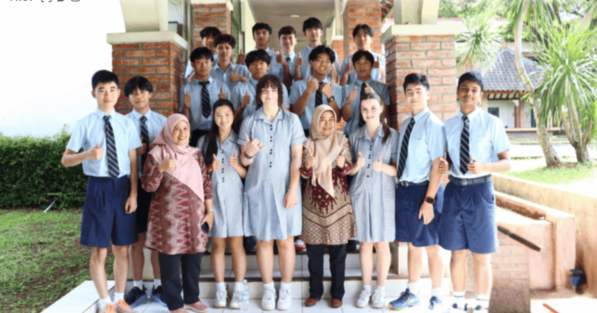 Suasana kegiatan di SMA Dwiwarna (Boarding School) Bogor yang telah meraih akreditasi A dengan nilai 98.