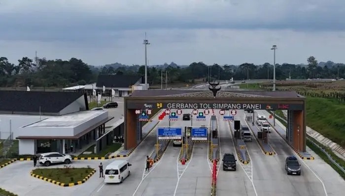 Gerbang Tol Simpang Panei yang difungsikan selama libur Natal dan Tahun Baru 2025/2026 sebelum kembali ditutup.