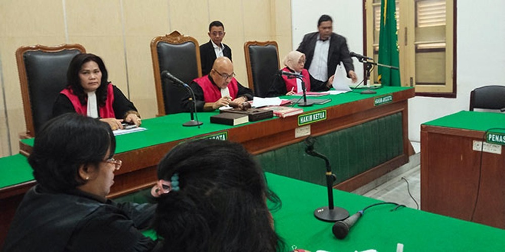Terdakwa Gentarez Agus Harahap alias Ucok menjalani sidang tuntutan kasus narkotika di Pengadilan Negeri Medan.