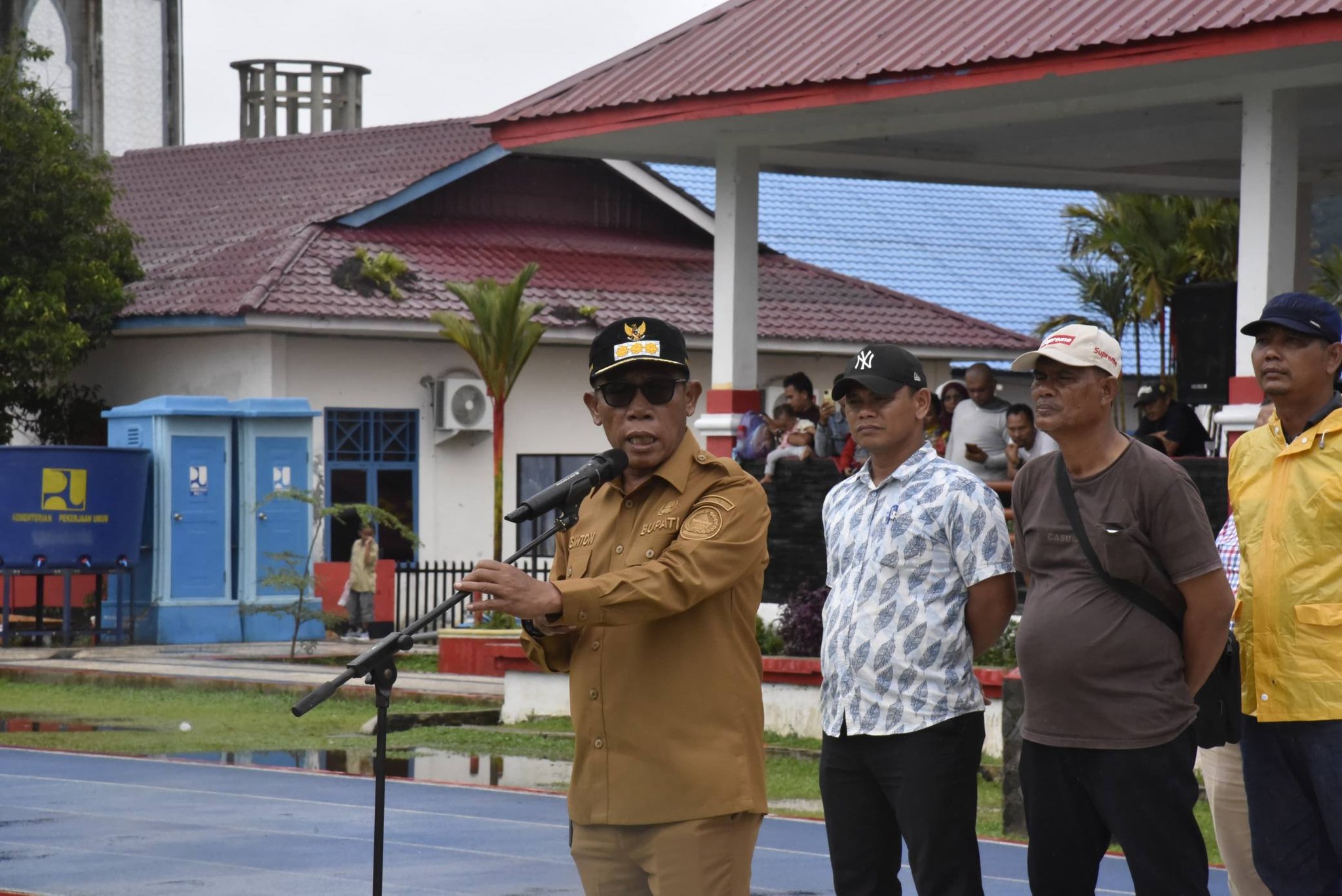 Bupati Tapanuli Tengah Masinton Pasaribu memimpin Apel.